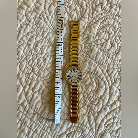 Women’s Diamonique Watch in Gold - Picture 8 of 13